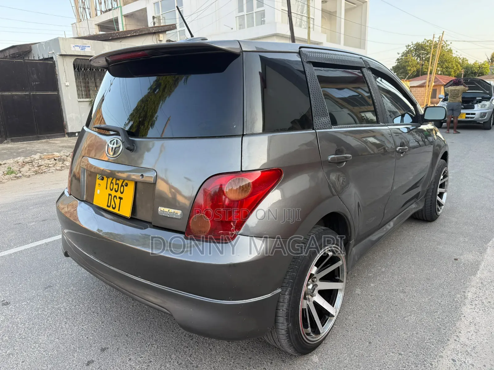 Toyota IST 2005 Gray