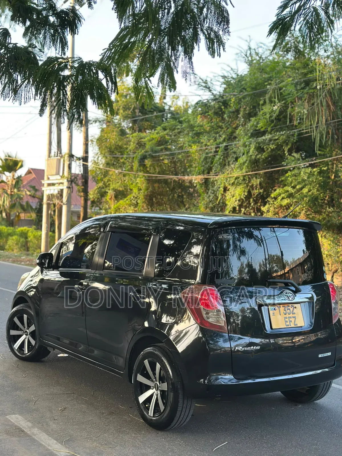 Toyota Ractis 2008 Black