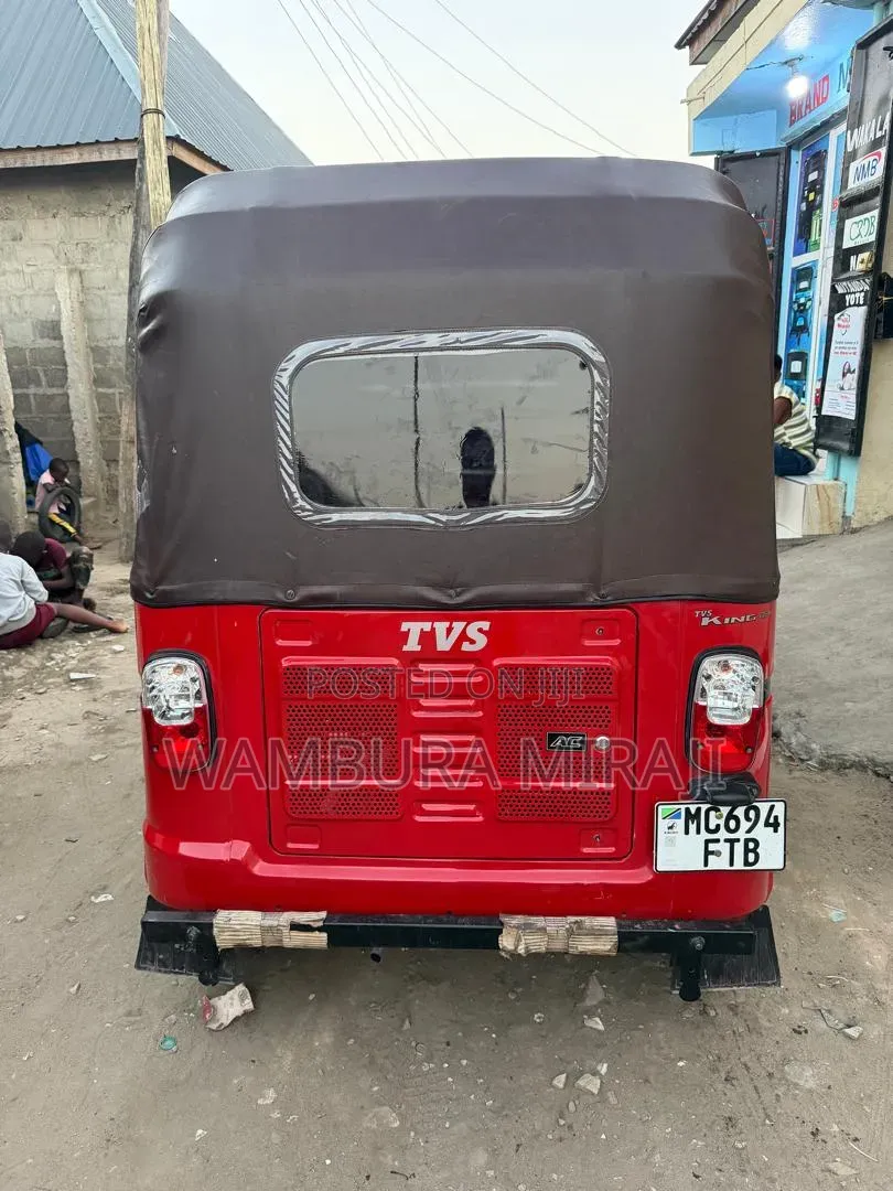 TVS 2026 Red