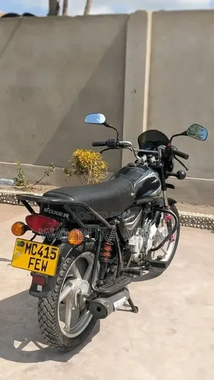 Bajaj Boxer 125 2026 Black
