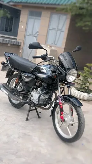 Bajaj Boxer 125 2026 Black