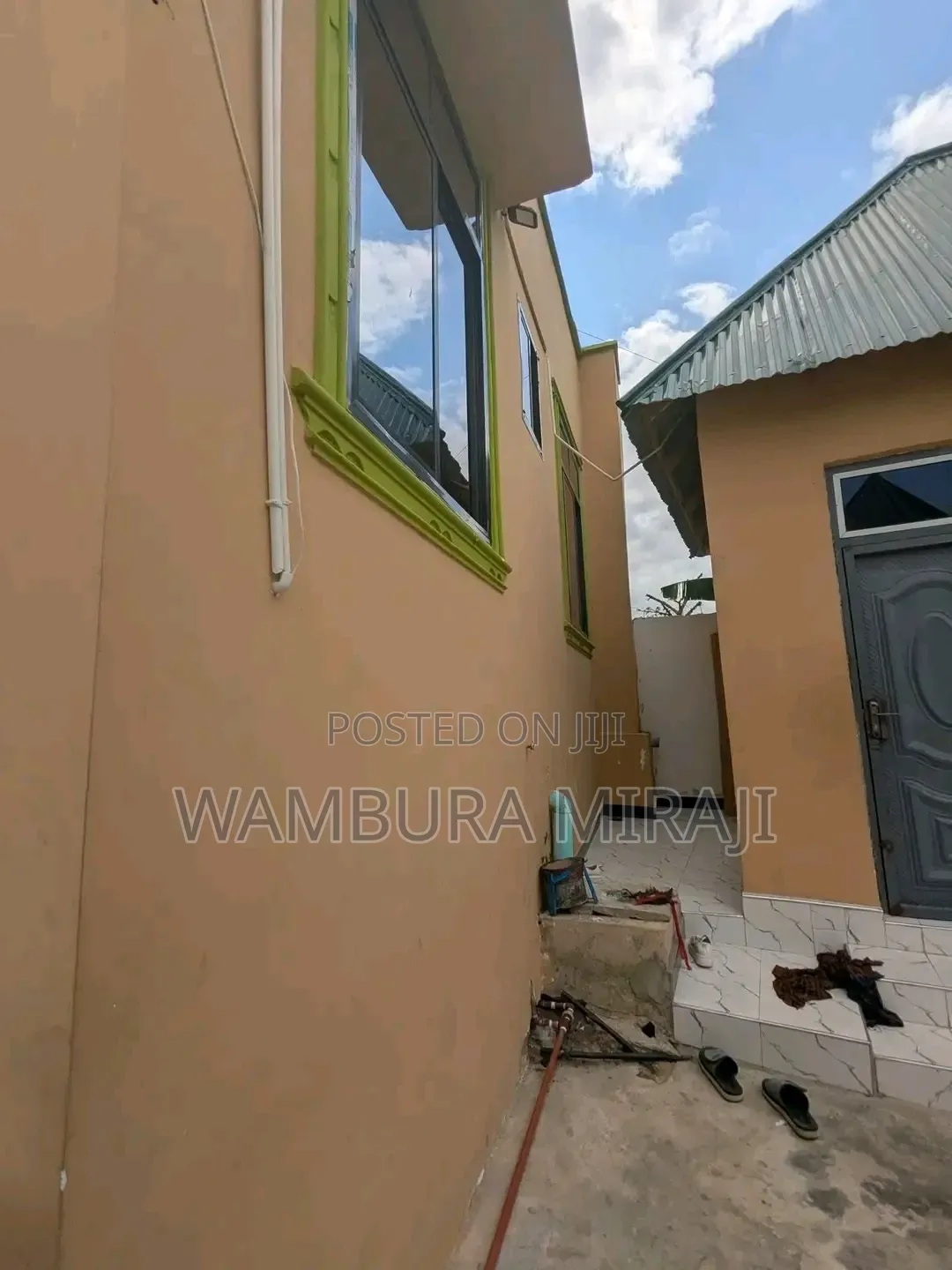 Furnished 4bdrm Block of Flats in Temeke for sale