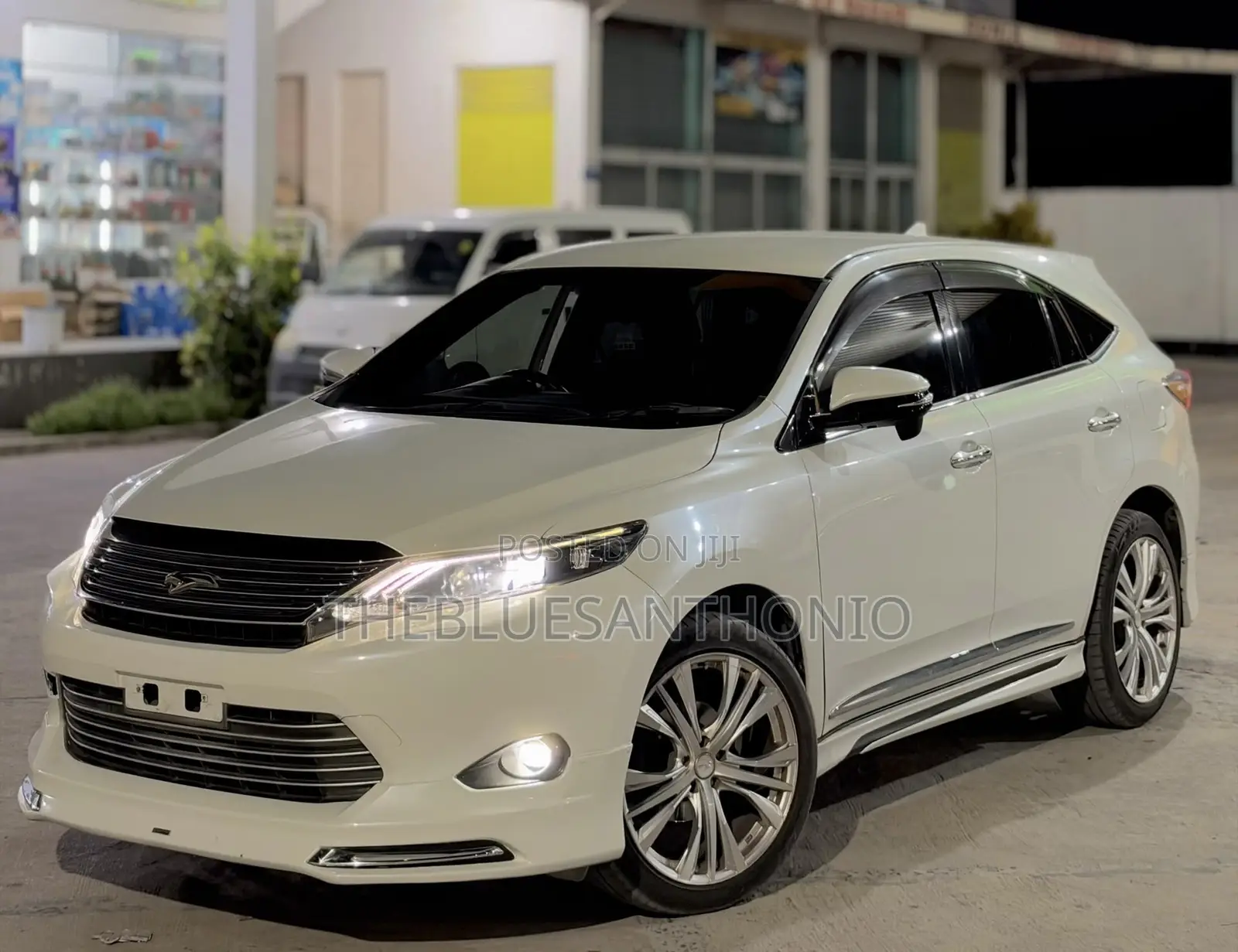 Toyota Harrier 2.0 2016 Pearl