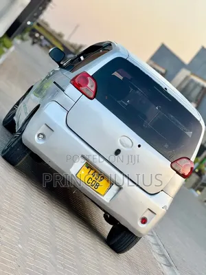 Toyota Porte 1.3 FWD 2004 Silver