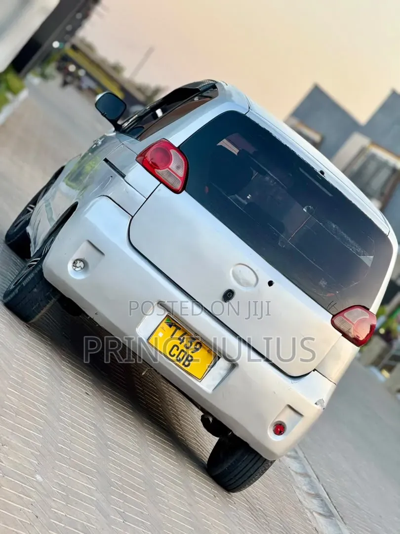 Toyota Porte 1.3 FWD 2004 Silver