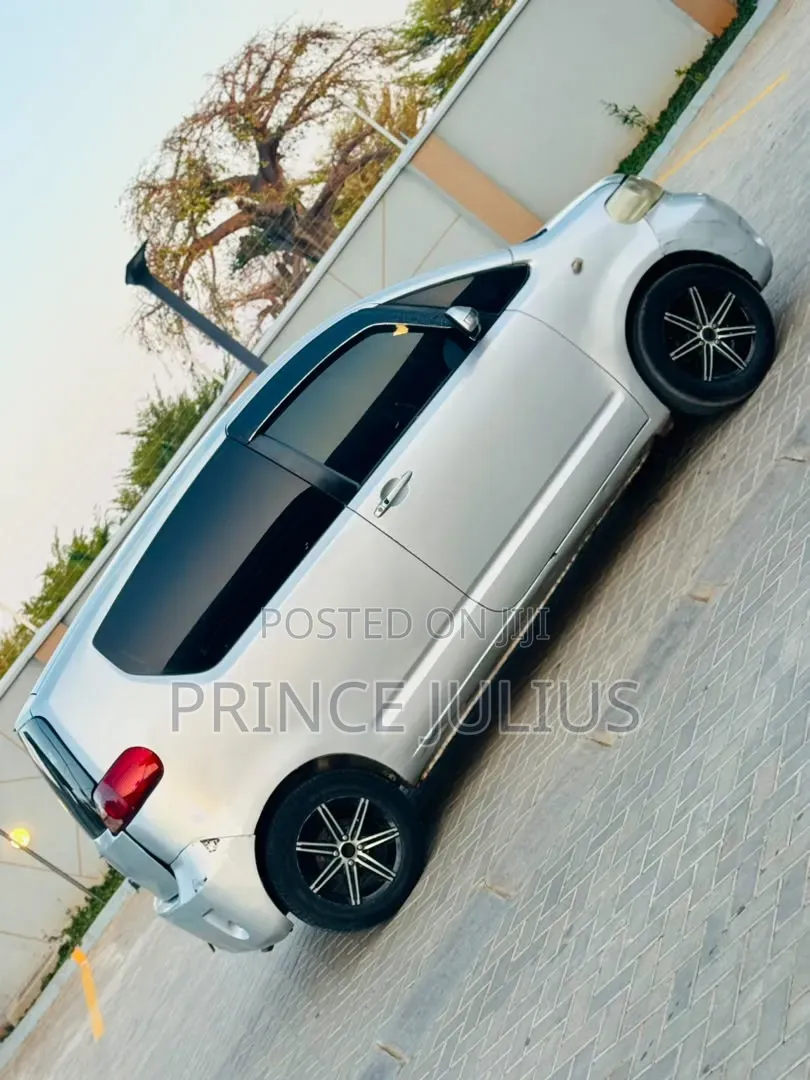 Toyota Porte 1.3 FWD 2004 Silver
