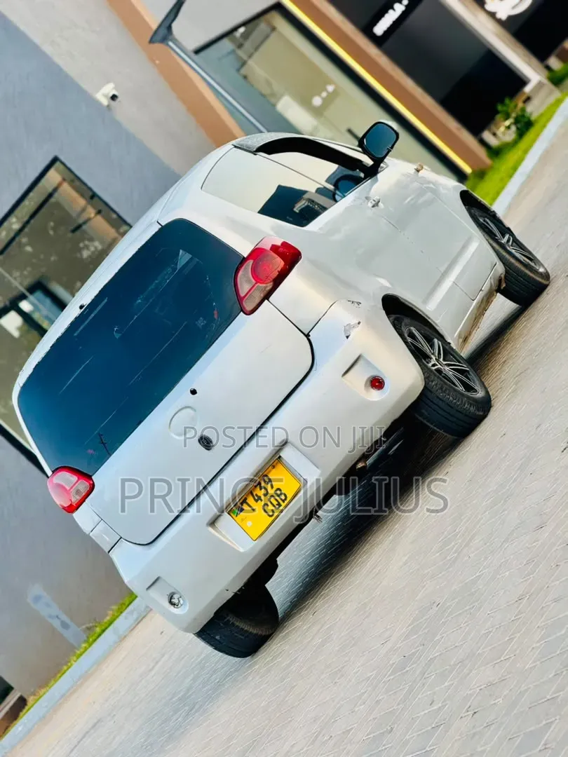 Toyota Porte 1.3 FWD 2004 Silver