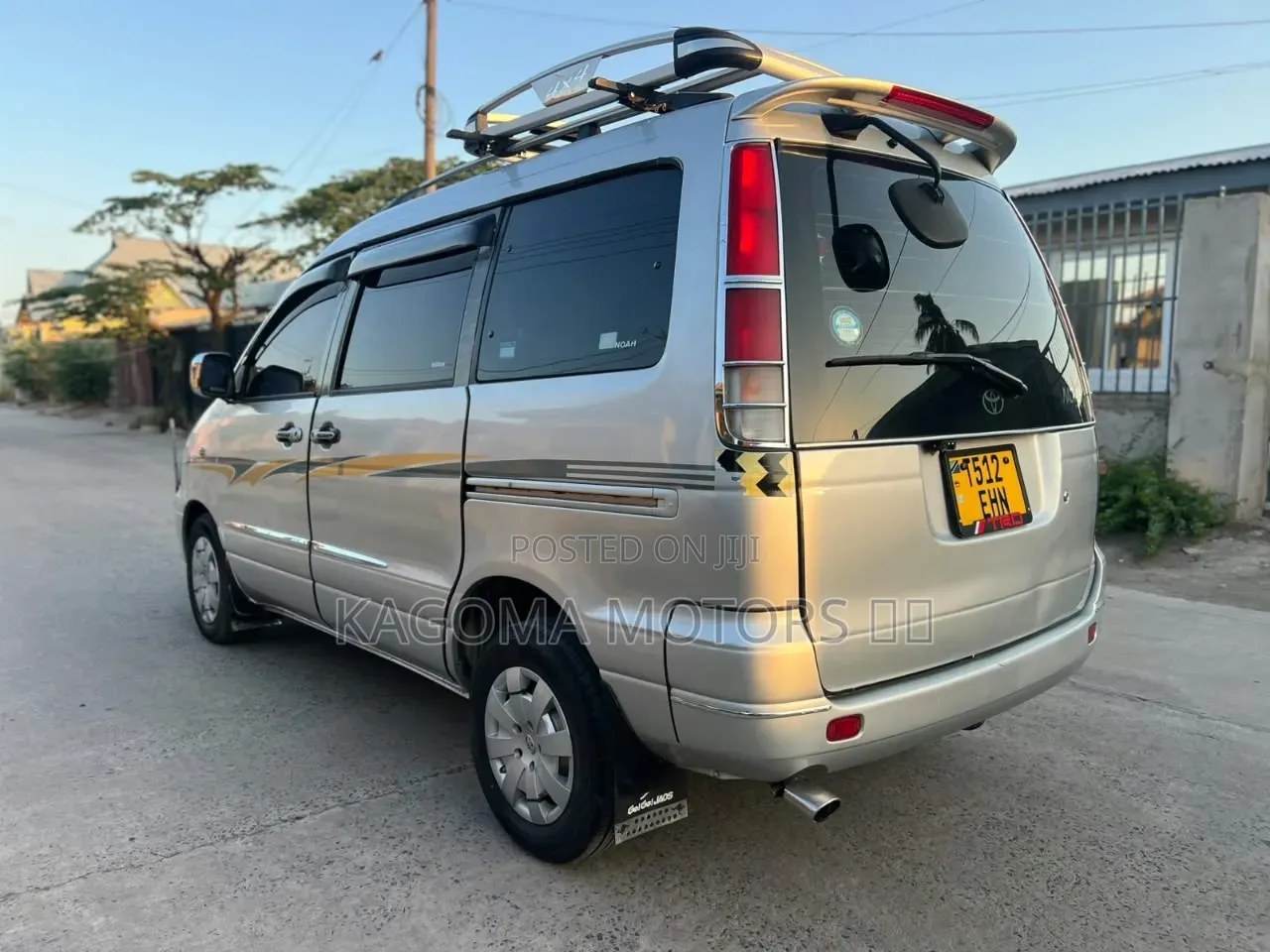 Toyota LiteAce Noah 2001 Silver