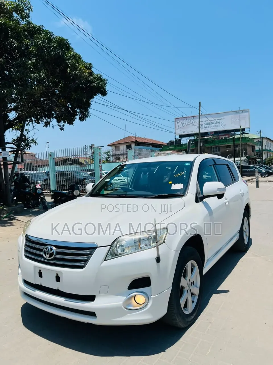 Toyota Vanguard 2009 White