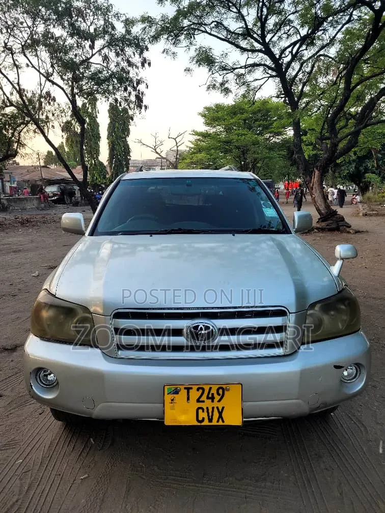 Toyota Kluger 2003 Silver