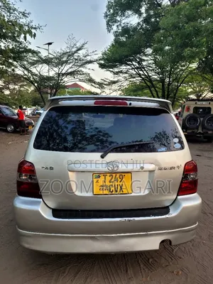 Toyota Kluger 2003 Silver