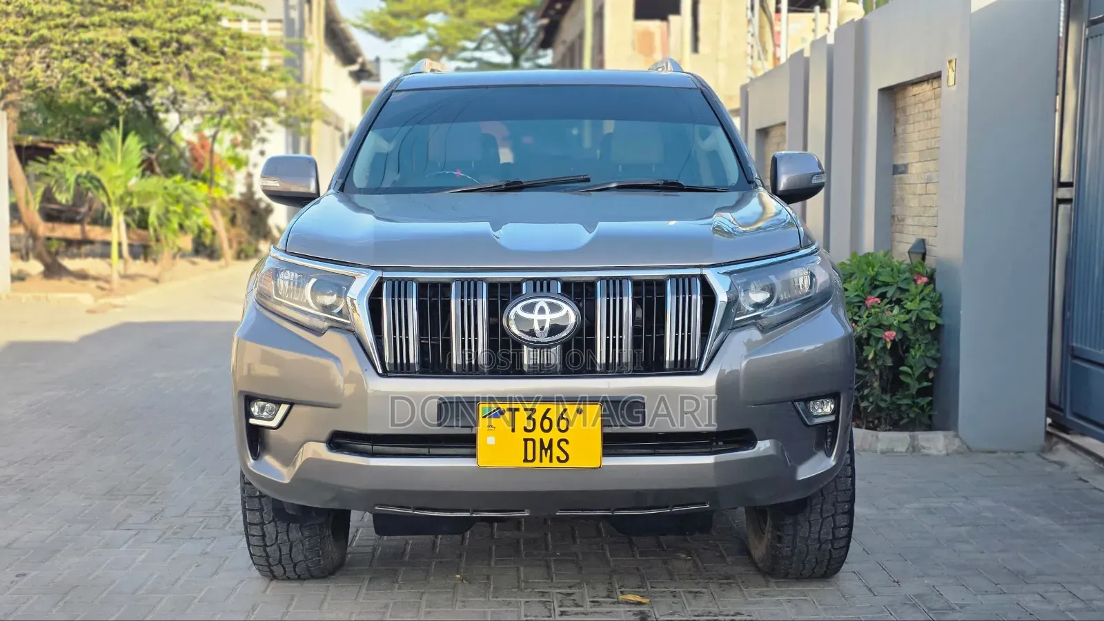 Toyota Land Cruiser Prado 2006 Gray