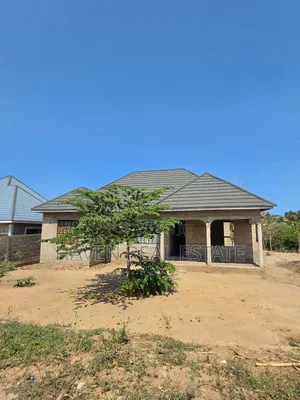 3bdrm House in Goba for sale