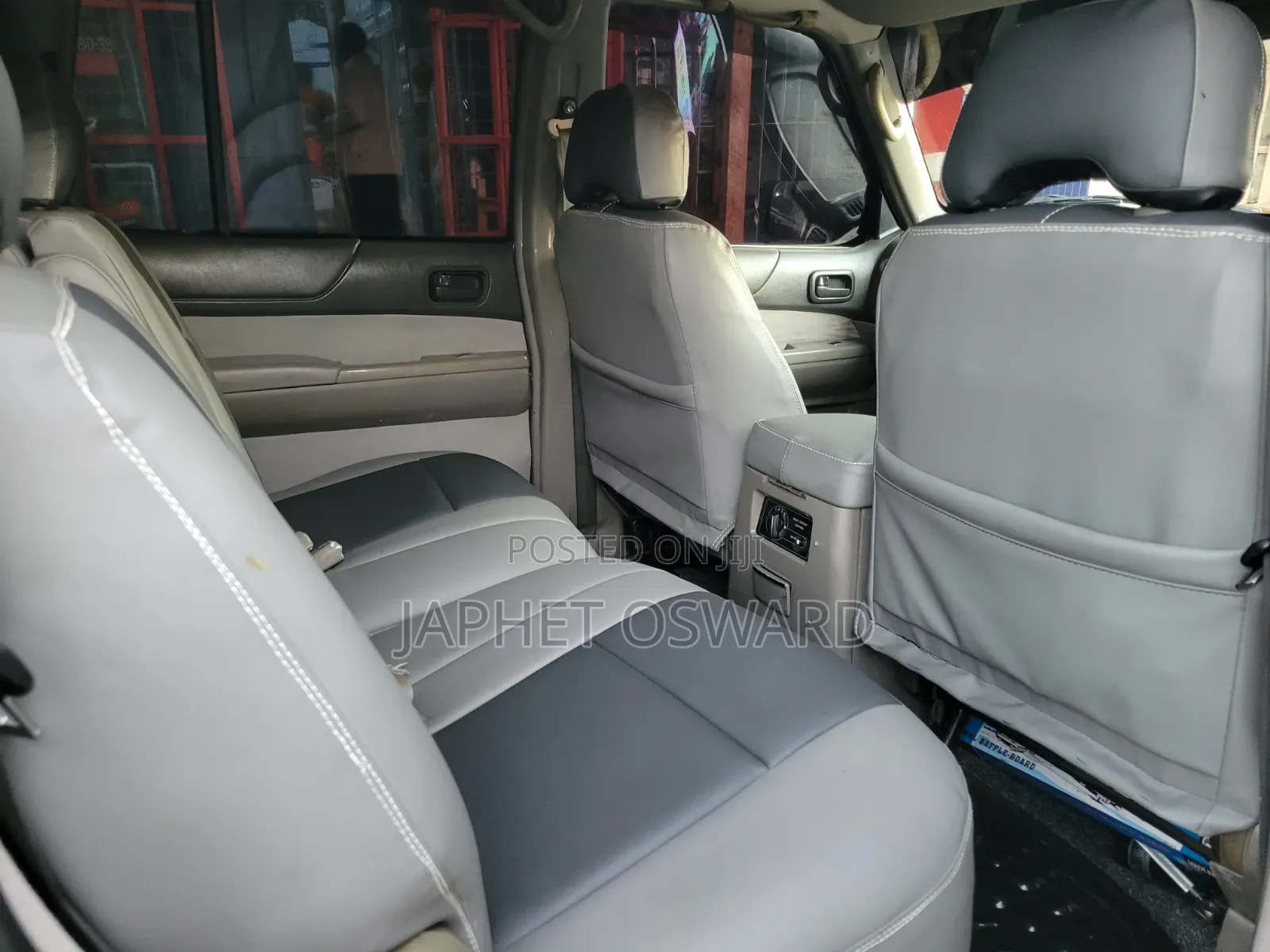 Nissan Patrol 2000 Gray