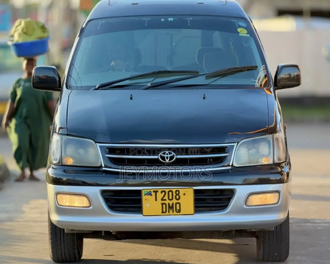 Toyota Noah 2001 Blue