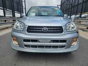 Toyota RAV4 Automatic 2000 Silver