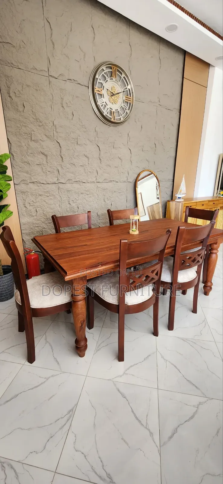 Dining Table Viti 6