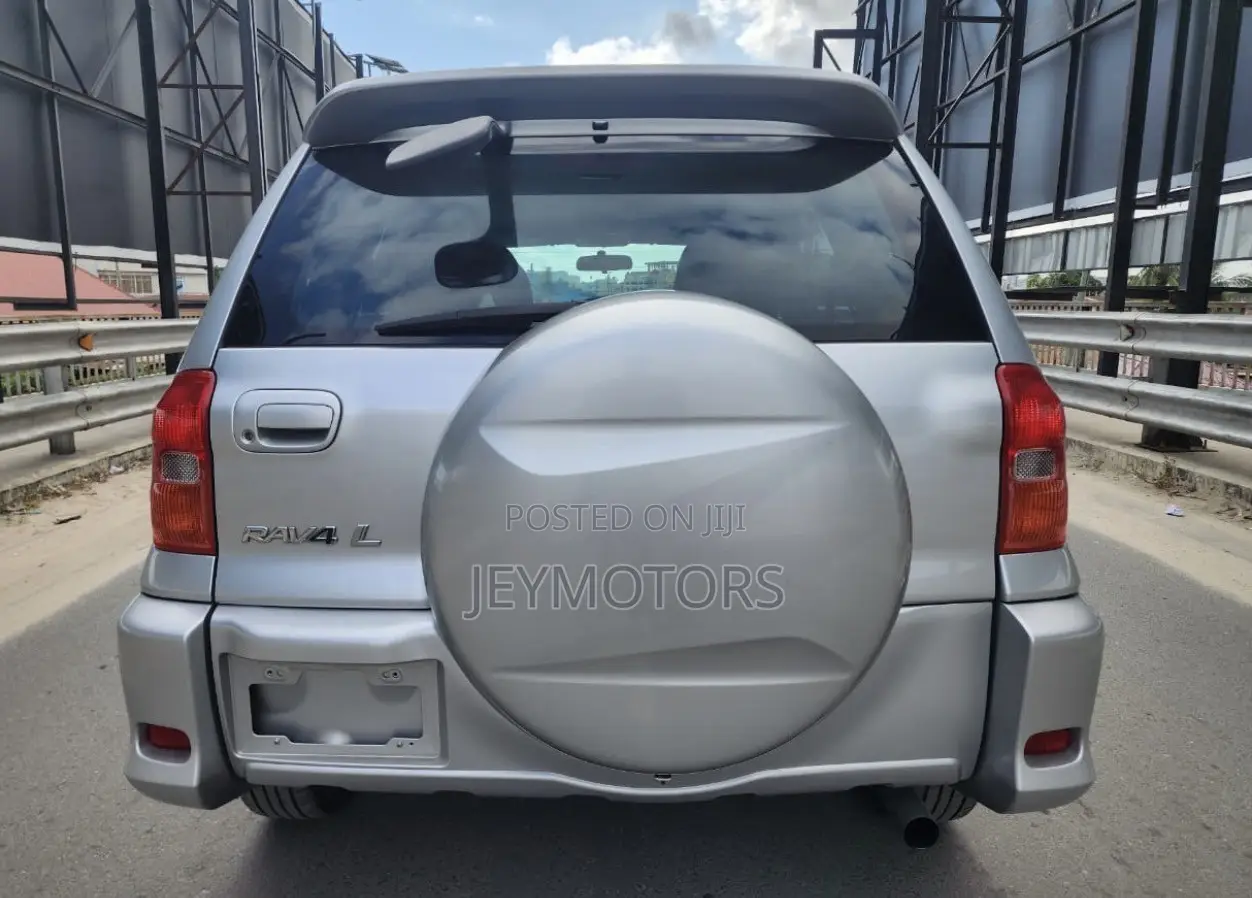 Toyota RAV4 2001 Silver