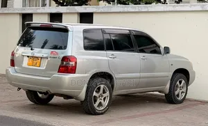 Toyota Kluger 2005 Silver