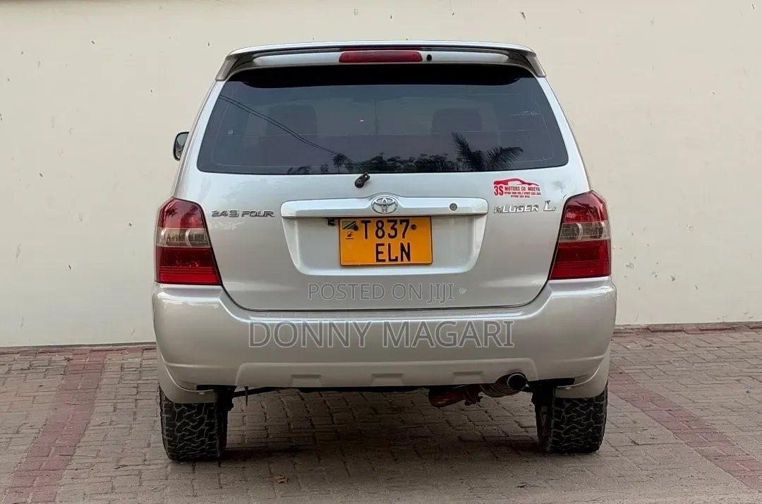 Toyota Kluger 2005 Silver