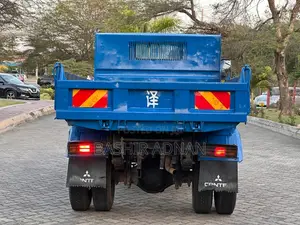 Mitsubishi Canter Tipper Tani 2.5(tonnes) Mpya(unregistered).