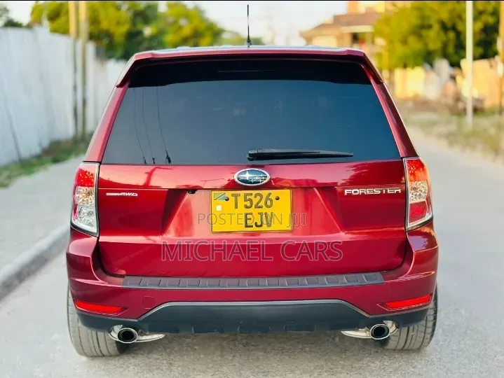 Subaru Forester 2011 Red