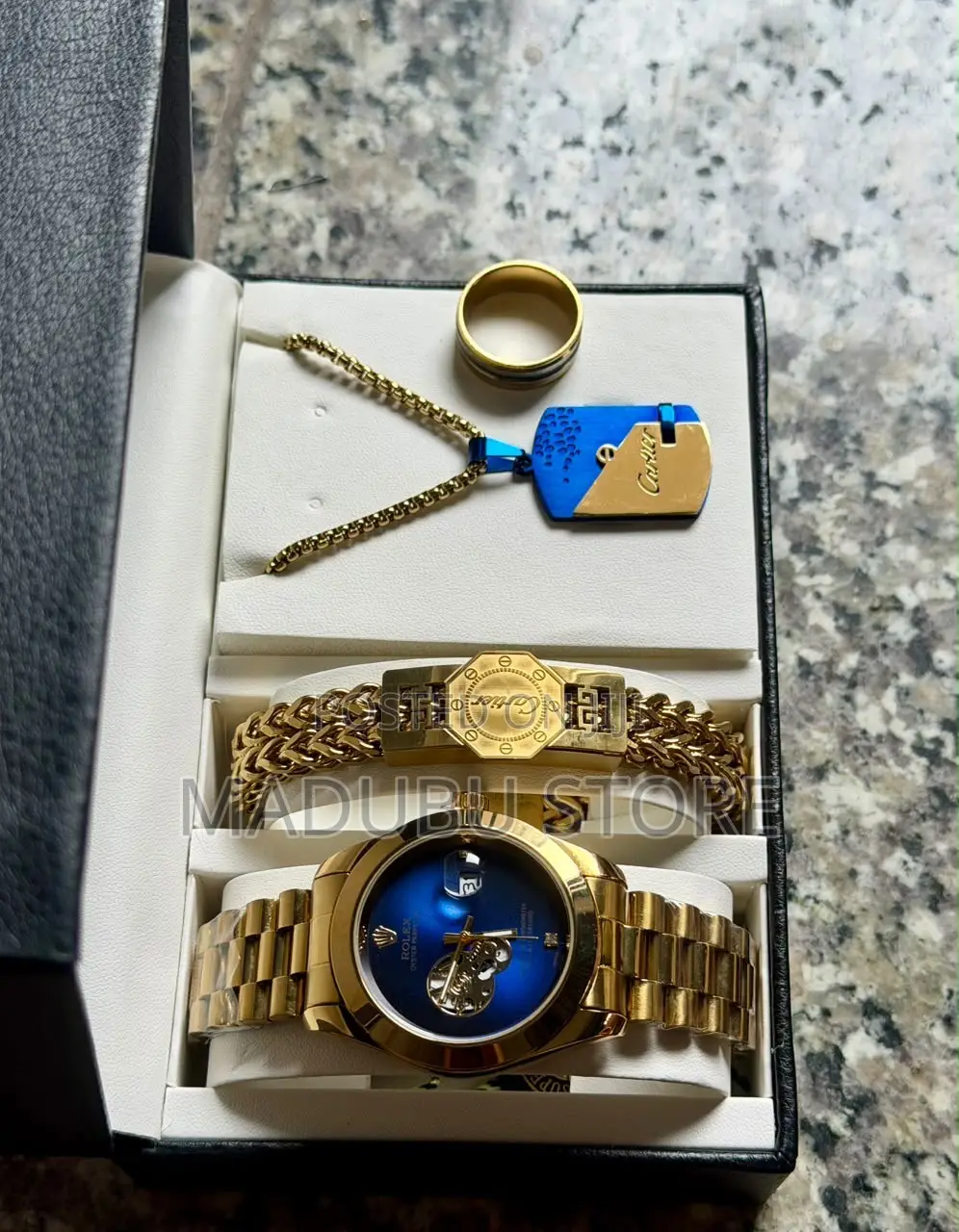 Men's Set of Watch, Bracelet,Necklace and Ing
