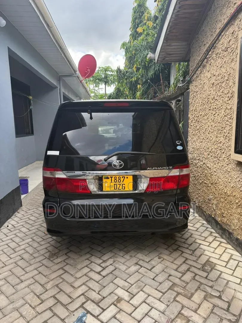 Toyota Alphard 2005 Black