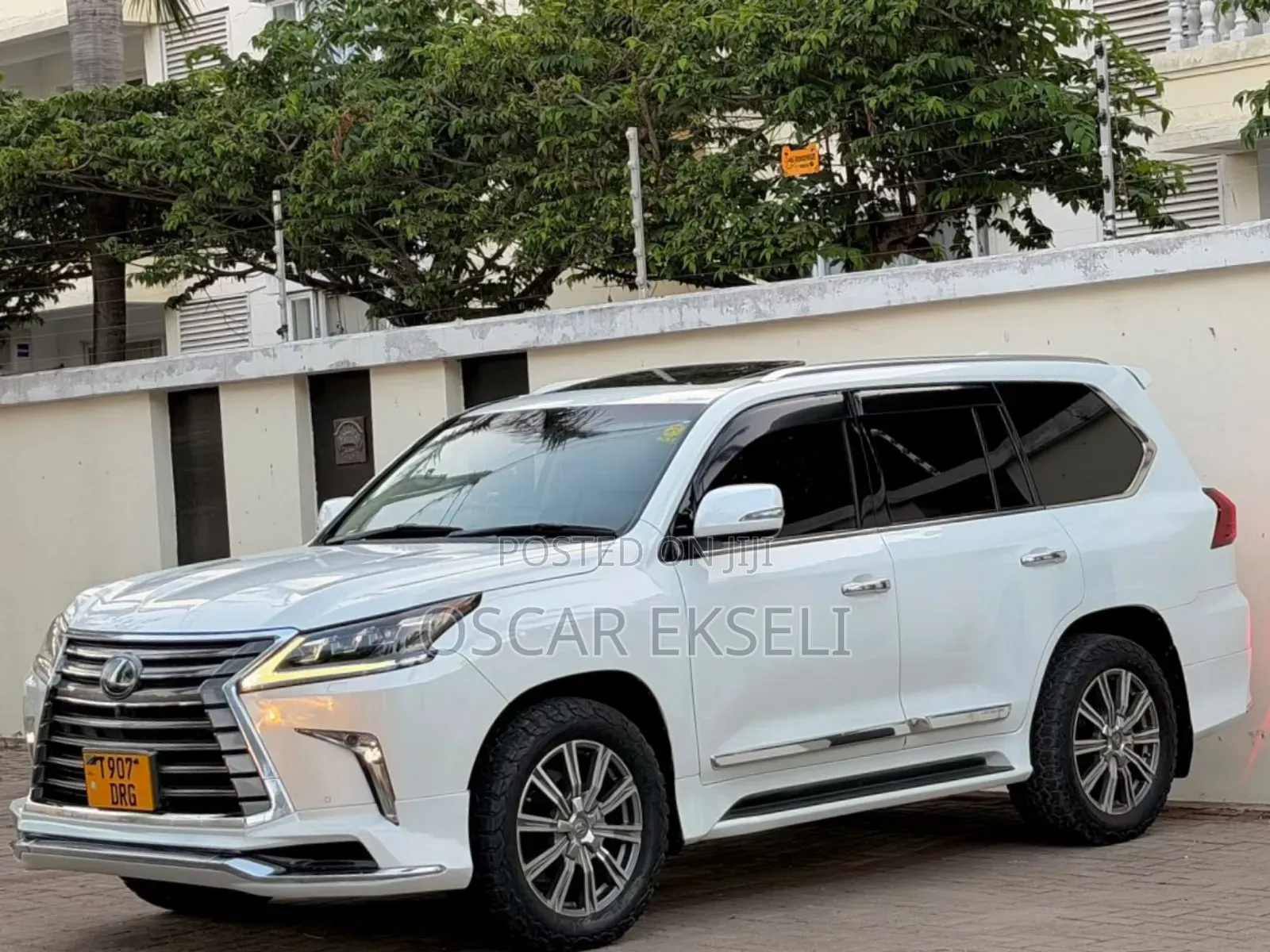 Toyota Land Cruiser Prado 2016 White