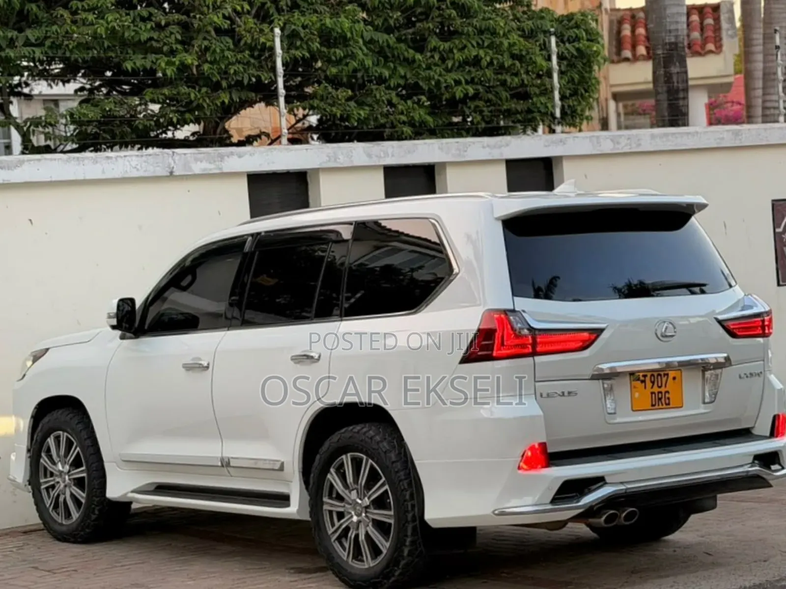 Toyota Land Cruiser Prado 2016 White