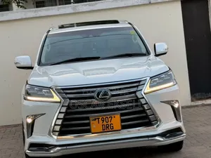 Toyota Land Cruiser Prado 2016 White