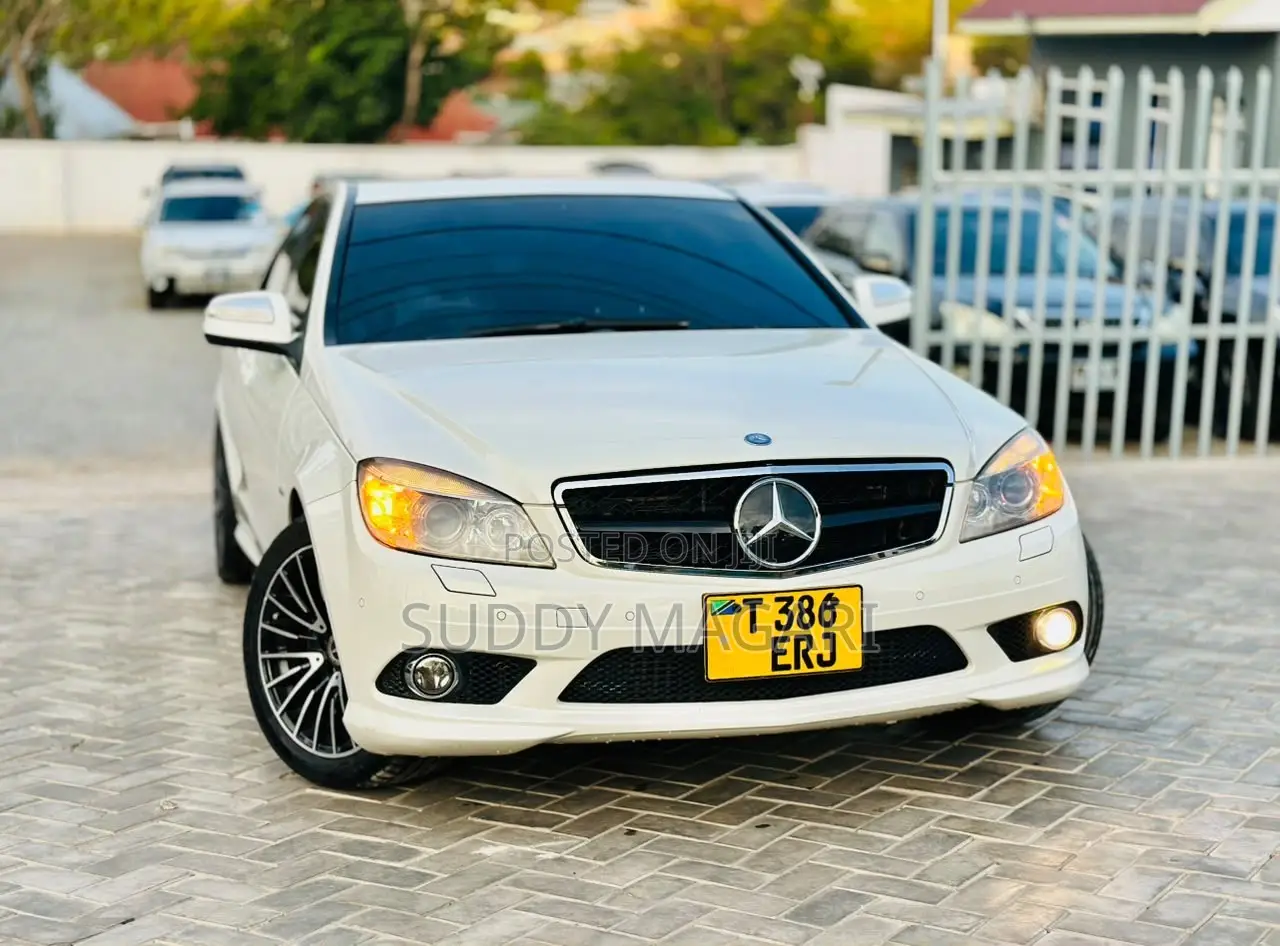 Mercedes-Benz C-Class 2008 White