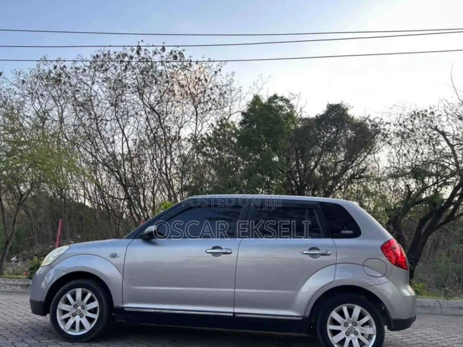 Mazda Verisa 2004 Gray