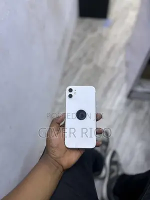 Apple iPhone 11 128 GB White
