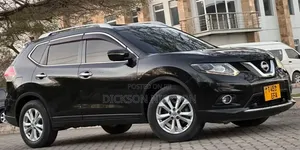 Nissan X-Trail 2.0 Petrol AWD 2014 Black