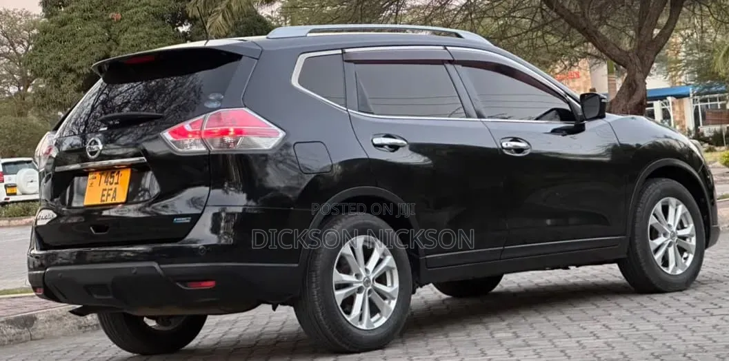 Nissan X-Trail 2.0 Petrol AWD 2014 Black