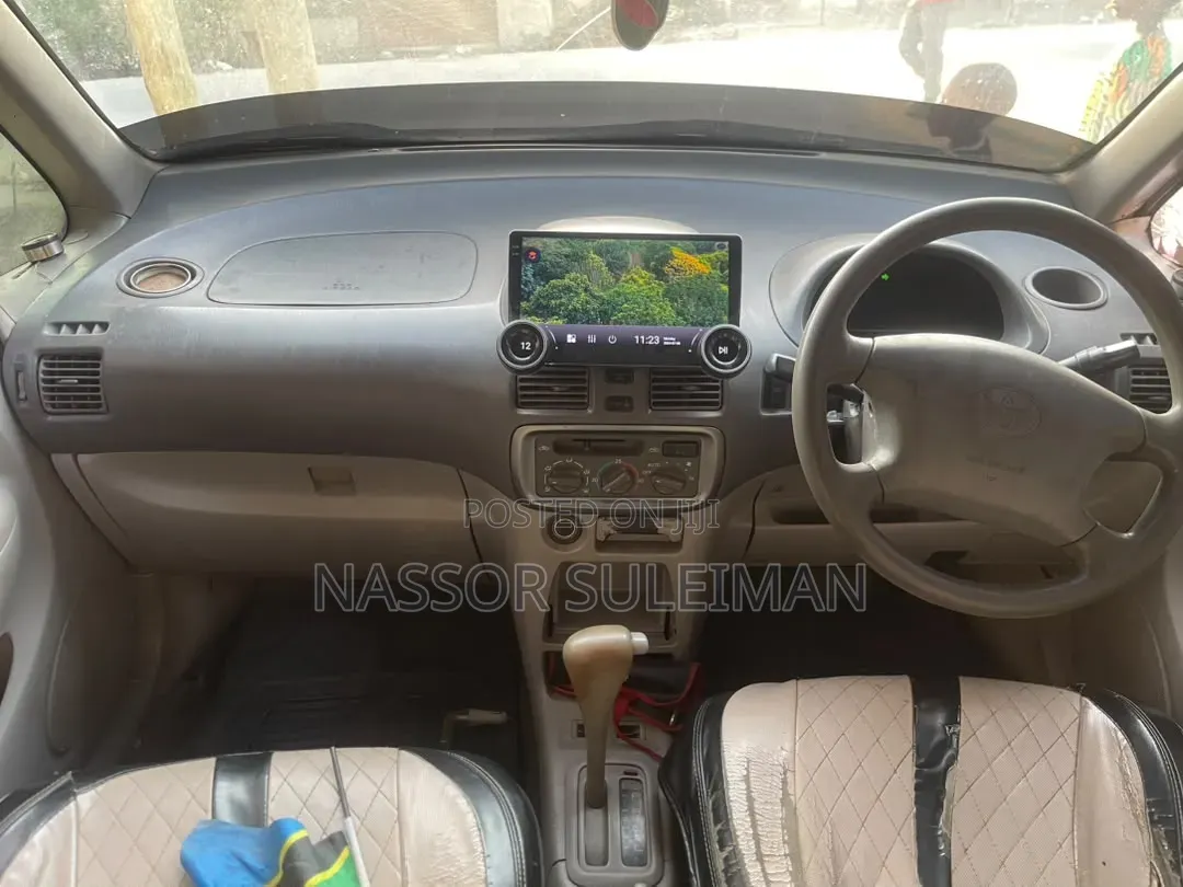 Toyota Corolla Spacio 2002 White