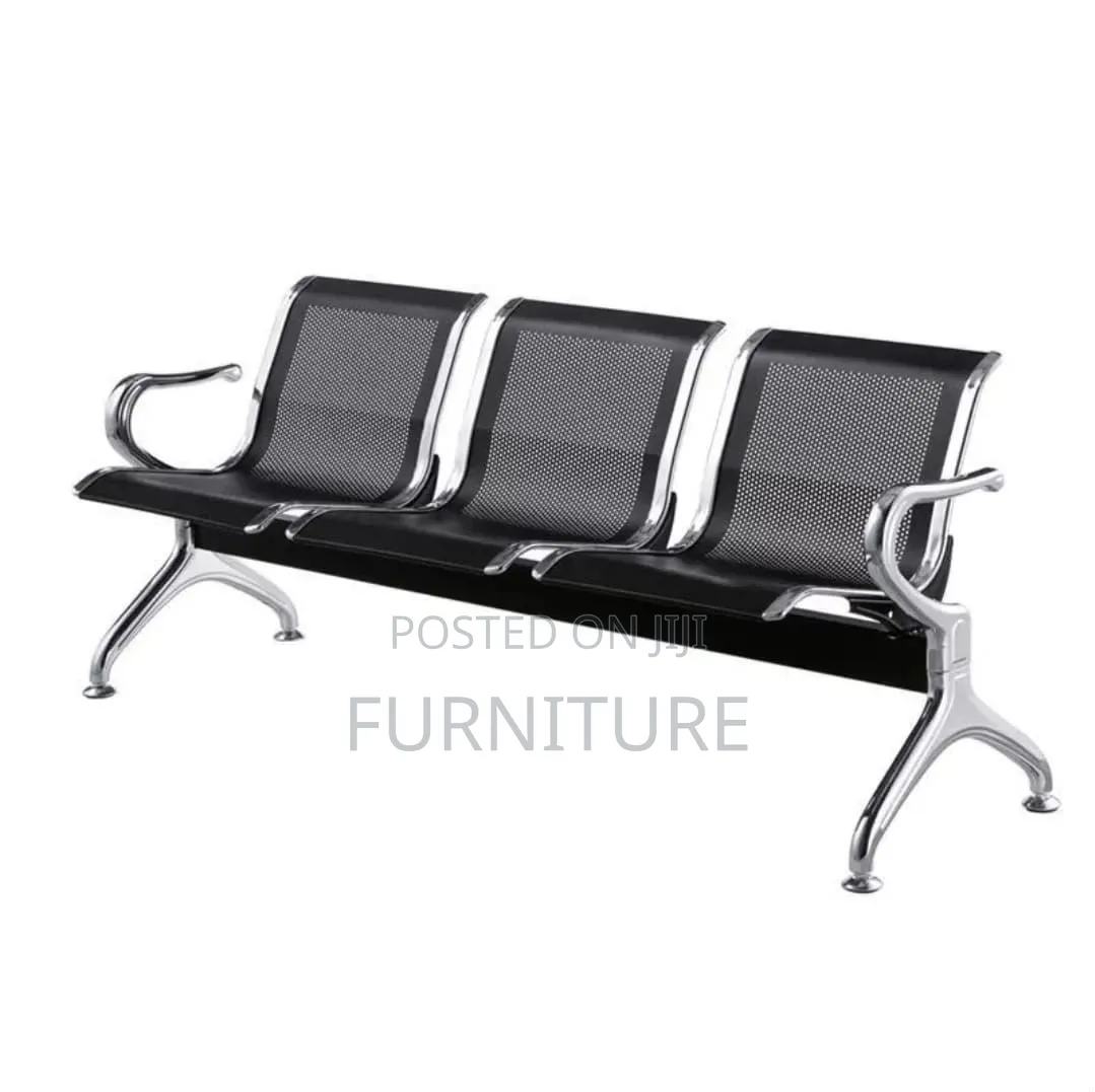 Bench Ya Kukalia Watu Watatu