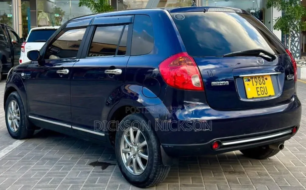 Mazda Verisa 2008 Blue