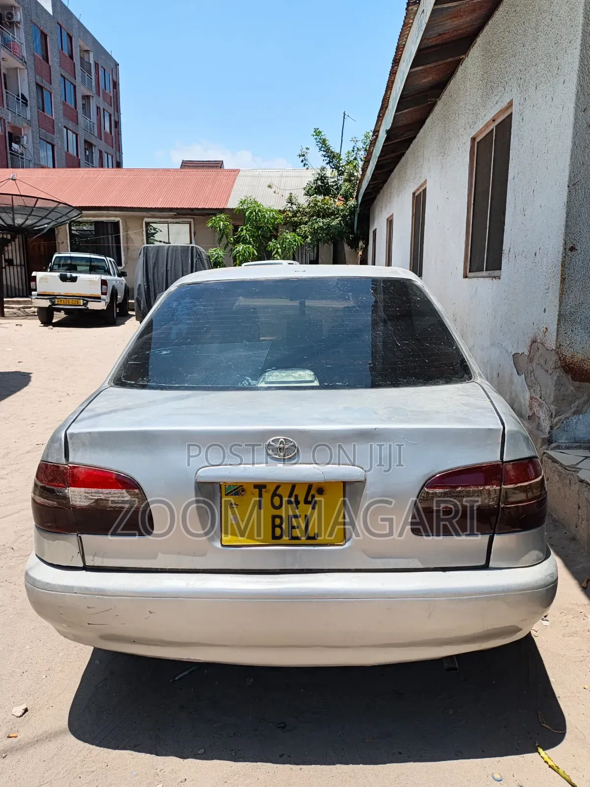 Toyota Corolla 2001 Silver