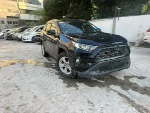 Toyota RAV4 2021 Black