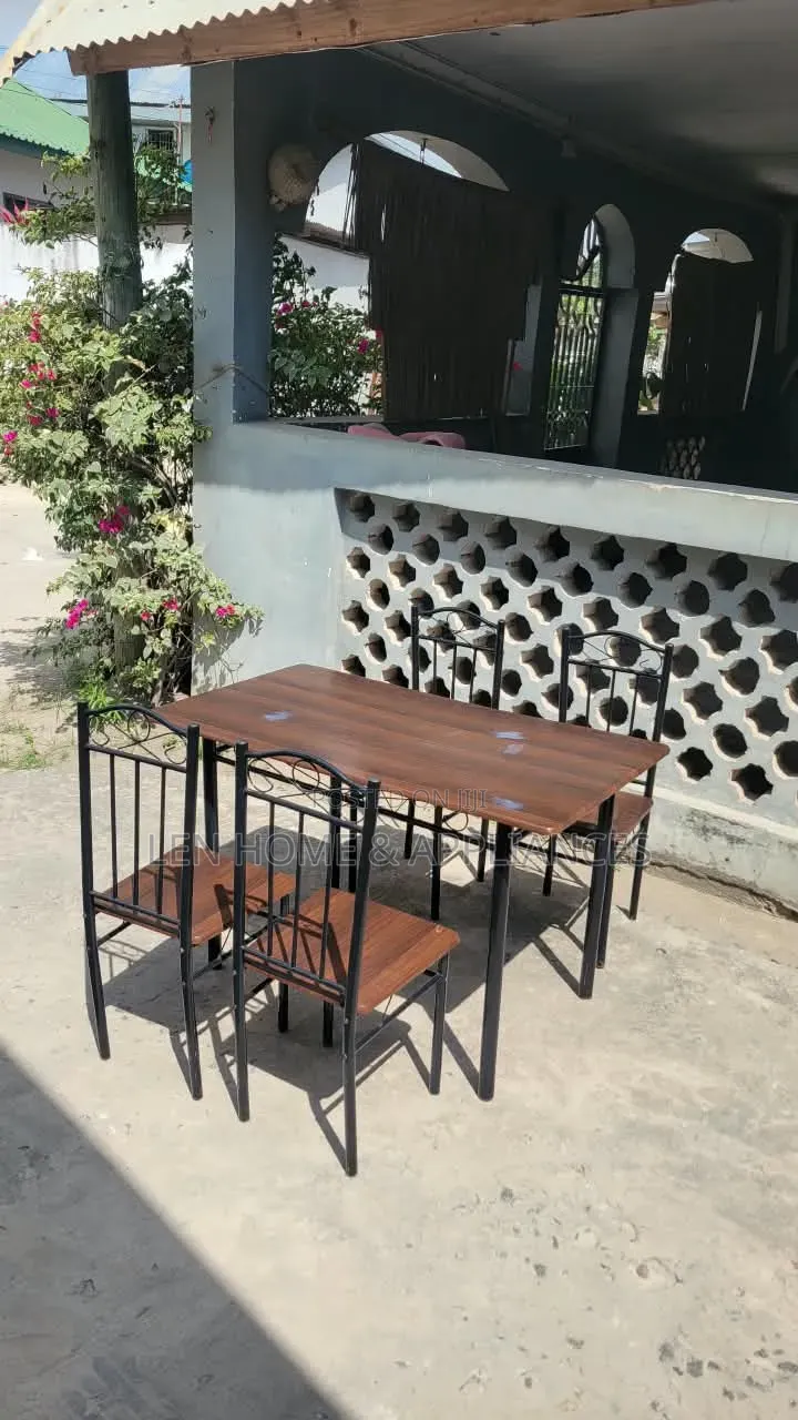 Dinning Set Very Simple