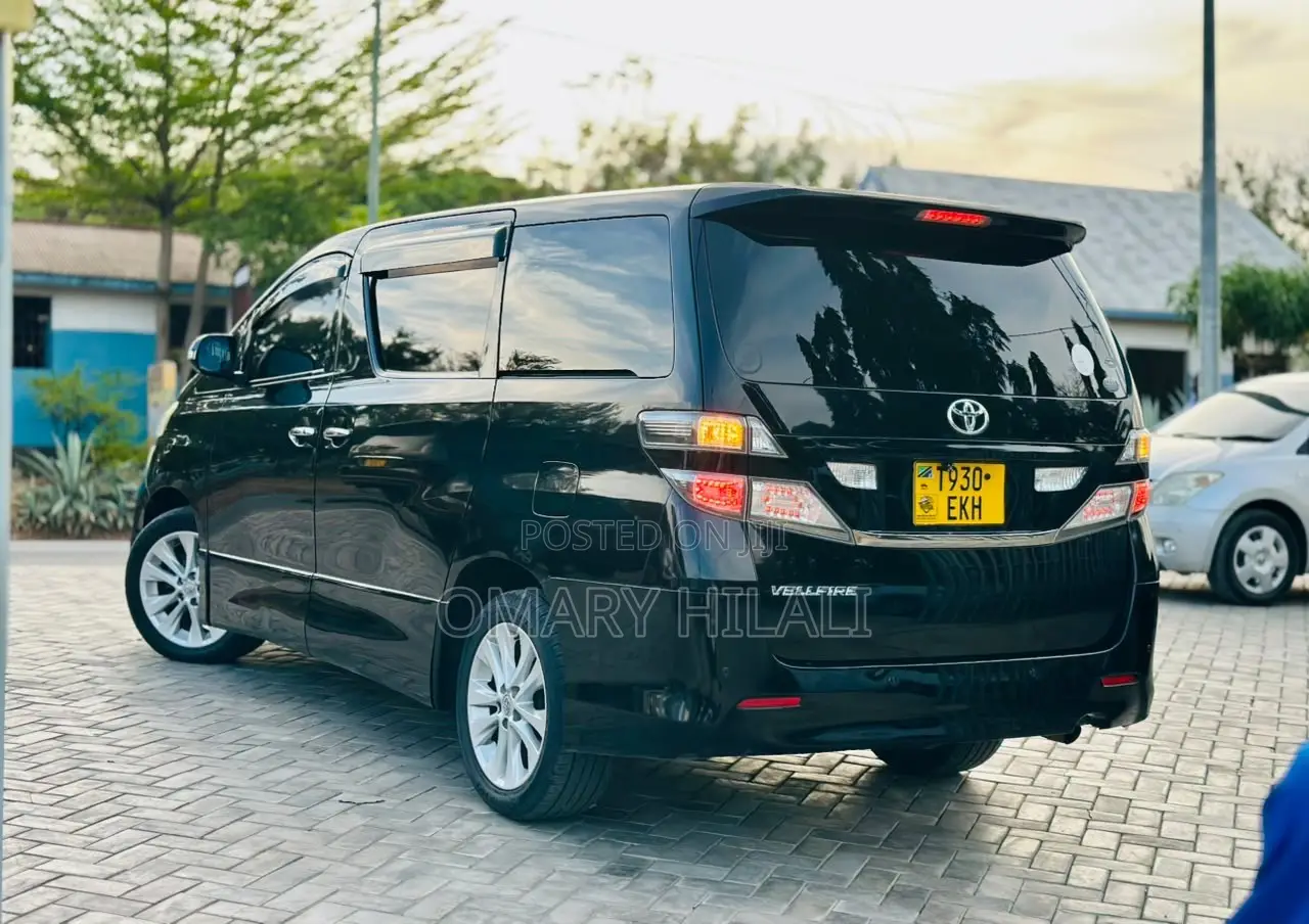 Toyota Vellfire 2008 Black