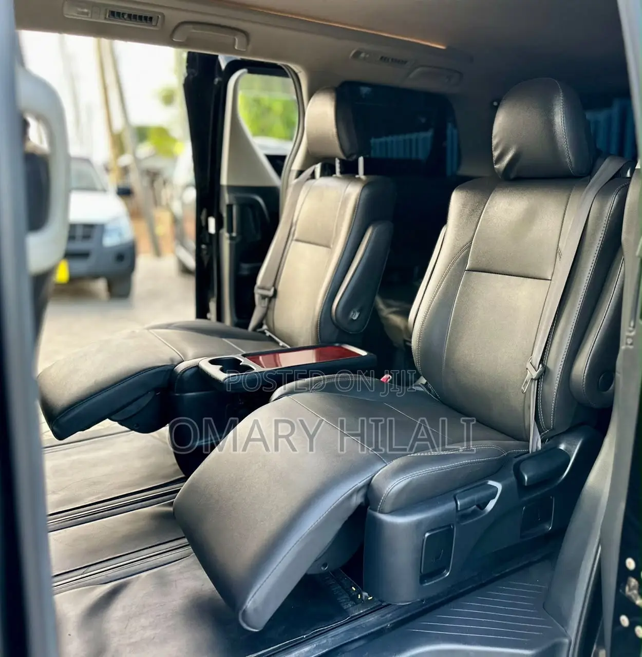 Toyota Vellfire 2008 Black