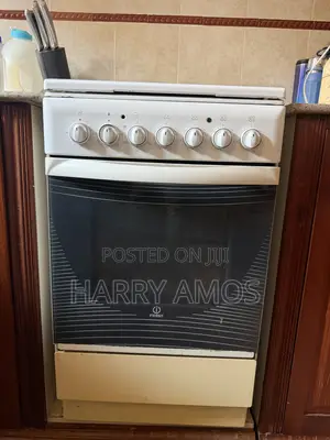 Indesit Cooker With Oven