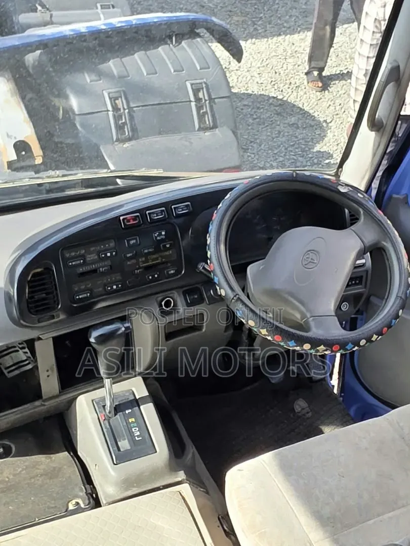 Toyota Coaster 2002 Blue