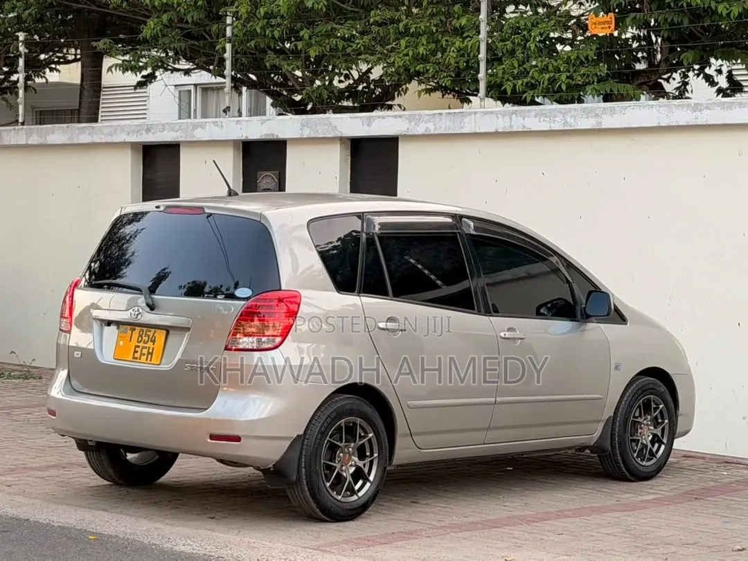 Toyota Corolla Spacio 2005 Silver