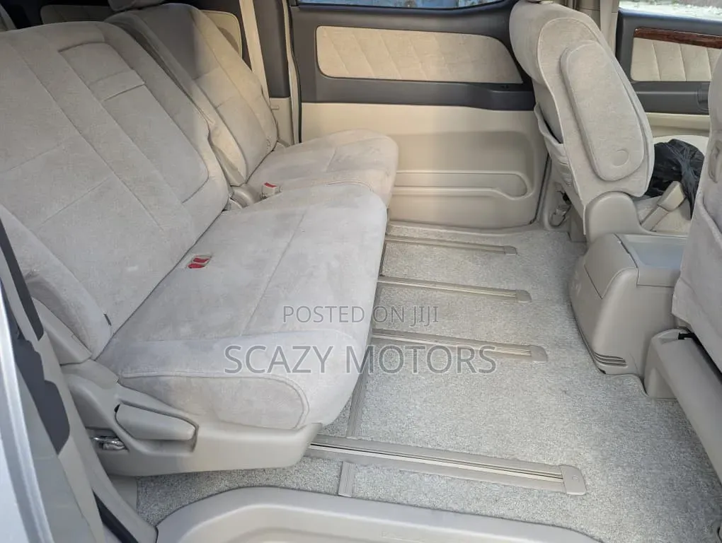 Toyota Alphard 2003 Silver