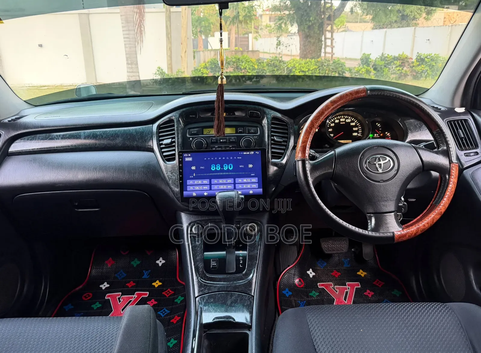 Toyota Kluger 2004 Silver
