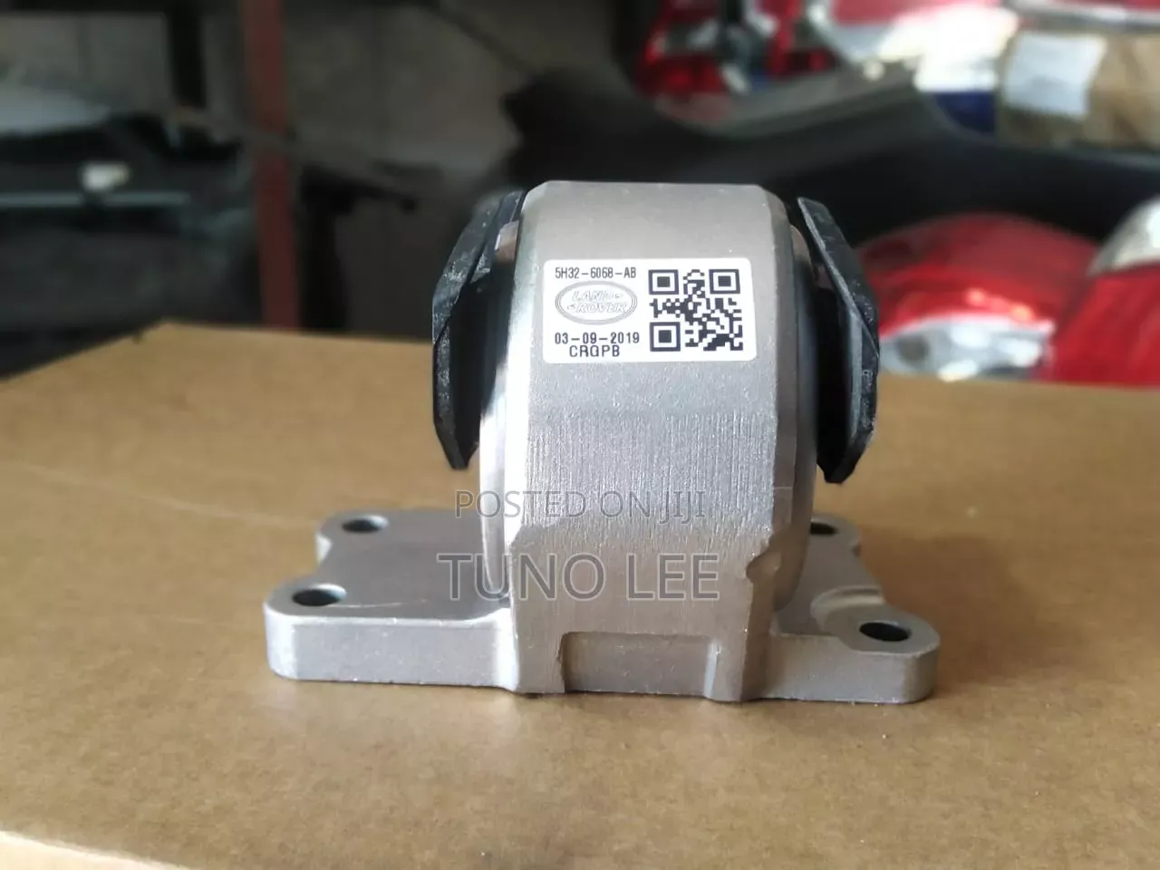 Land Rover Transfer Case Mount